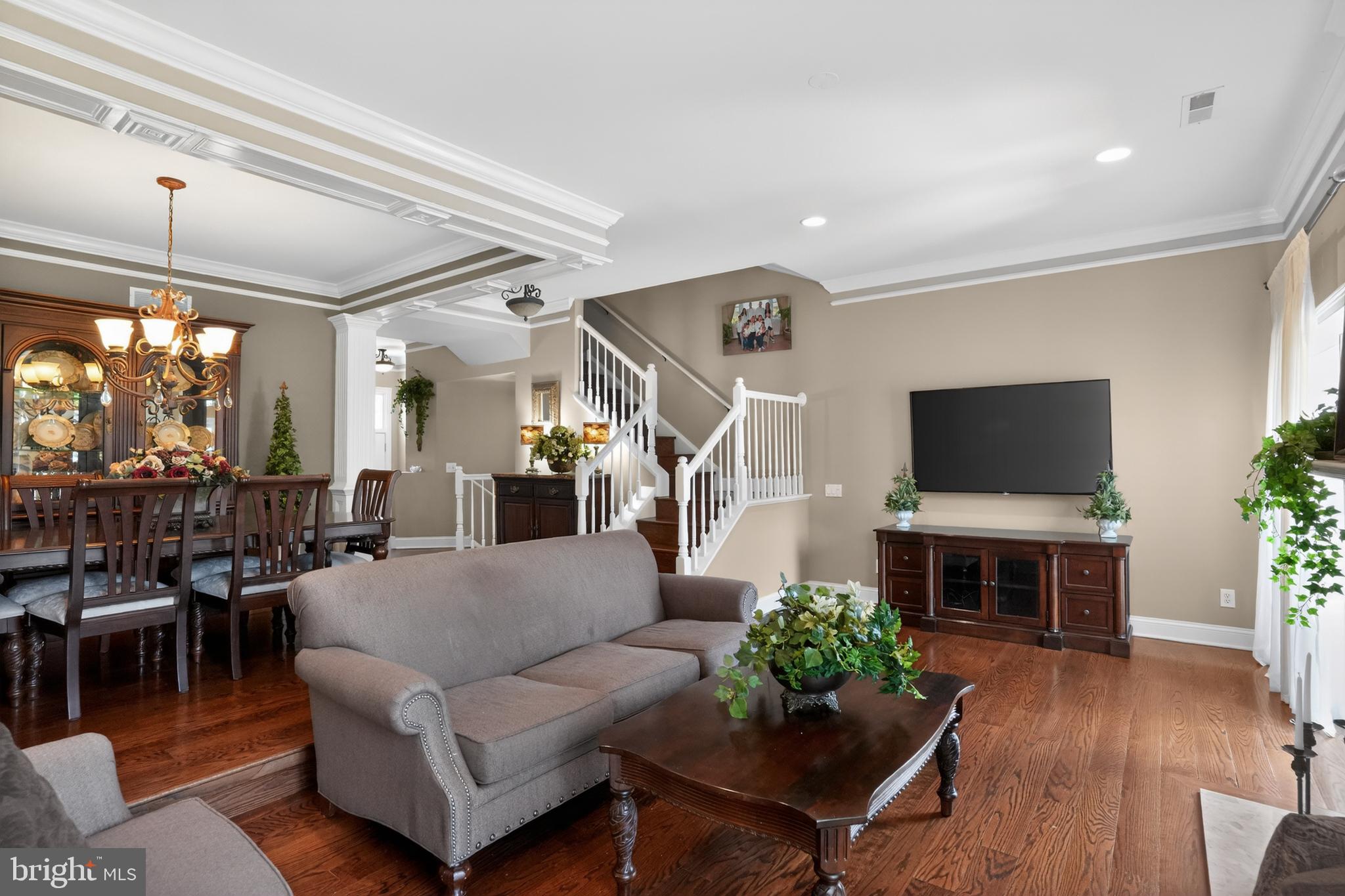 4 Addison Court Doylestown, PA 18901 - Photo 6 of 30 Living Room