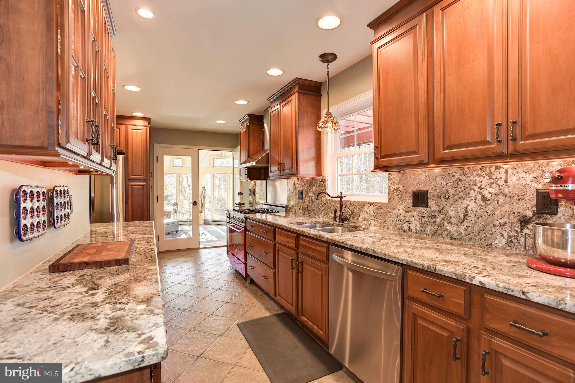 3298 Sharp Road Glenwood, MD 21738 - Photo 9 of 44 Kitchen