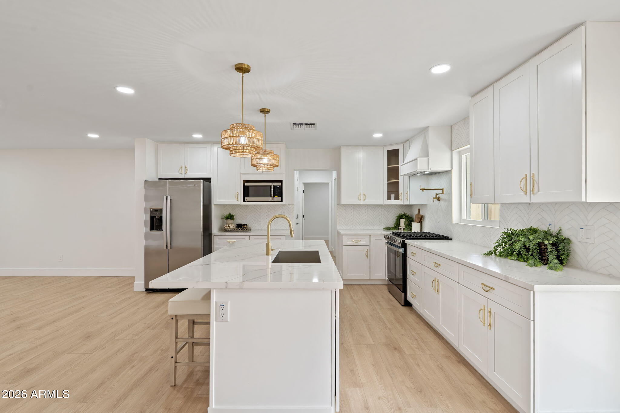 8314 East Camelback Road Scottsdale, AZ 85251 - Photo 24 of 51 Kitchen