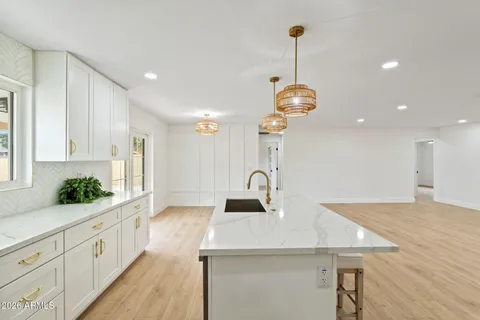 $850,000 | 8314 East Camelback Road, Scottsdale, AZ 85251