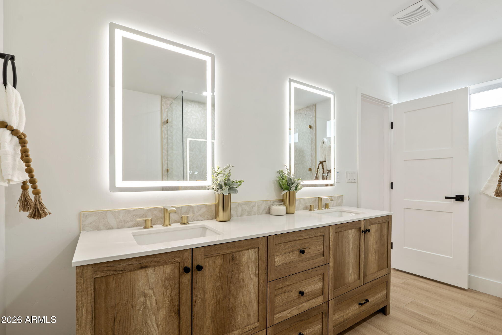 8314 East Camelback Road Scottsdale, AZ 85251 - Photo 31 of 51 Primary Bath
