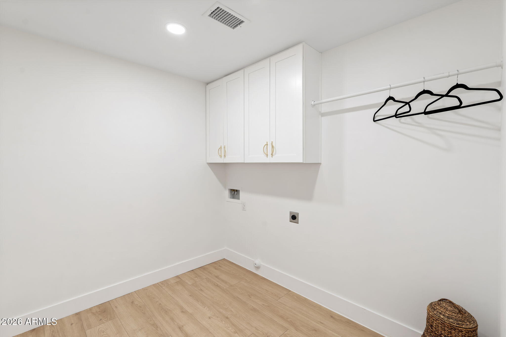 8314 East Camelback Road Scottsdale, AZ 85251 - Photo 41 of 51 Laundry Room