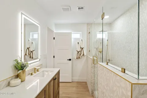 $850,000 | 8314 East Camelback Road, Scottsdale, AZ 85251
