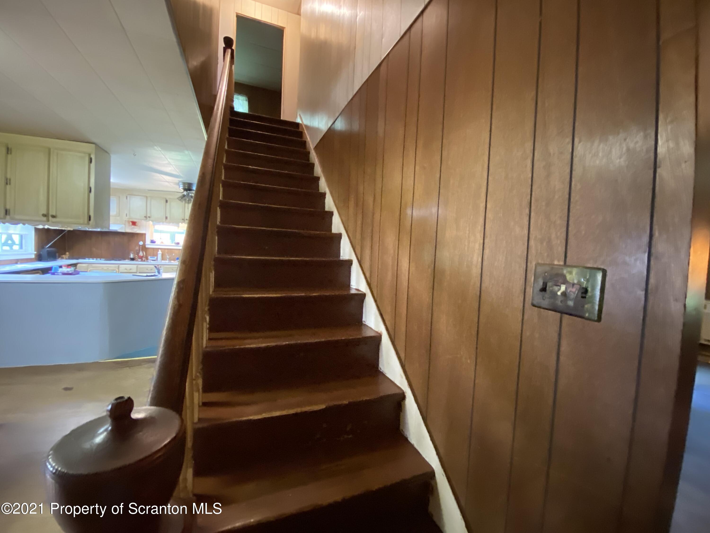 542 Spring Hill Road Moscow, PA 18444 - Photo 14 of 53