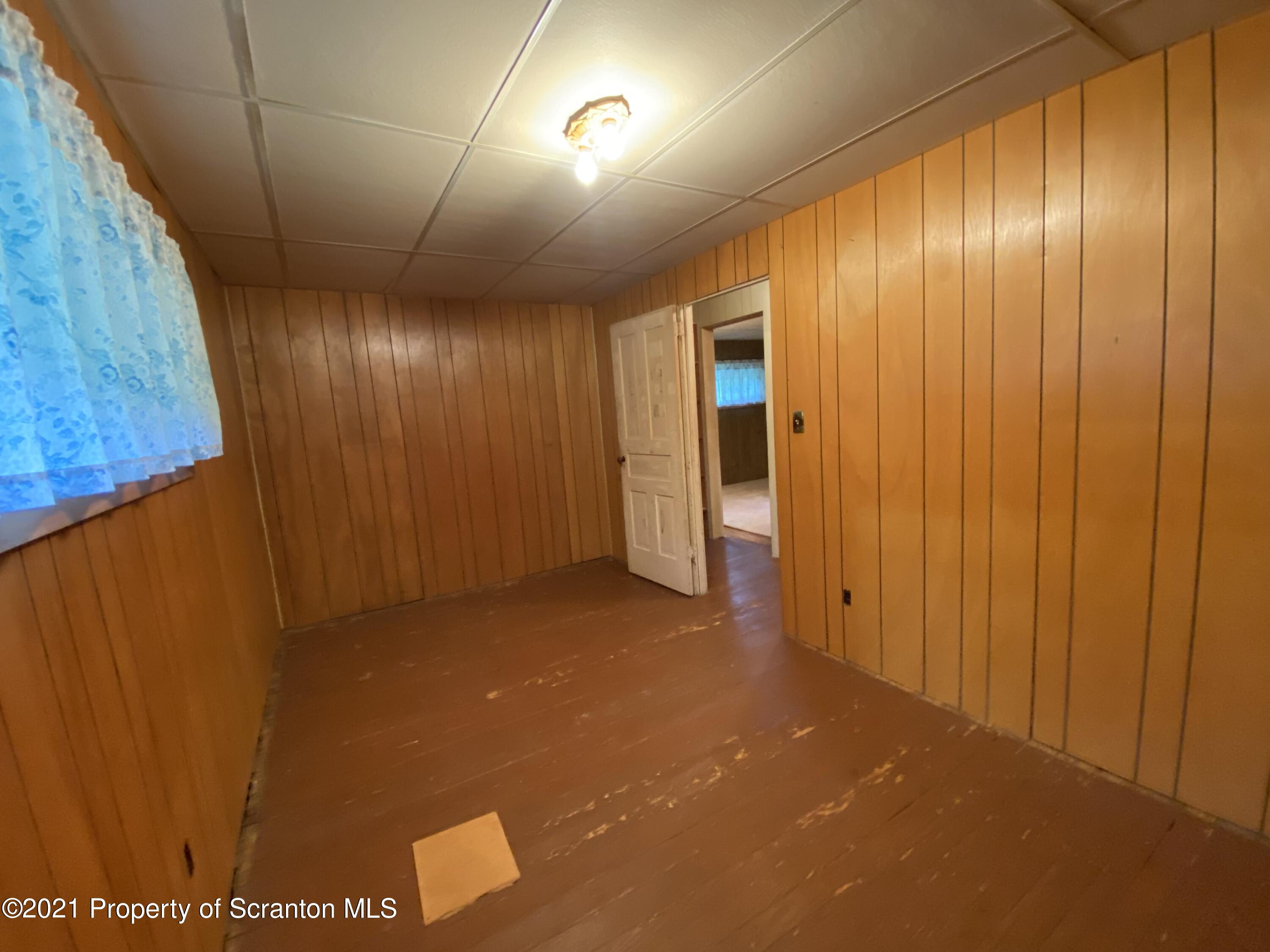 542 Spring Hill Road Moscow, PA 18444 - Photo 18 of 53