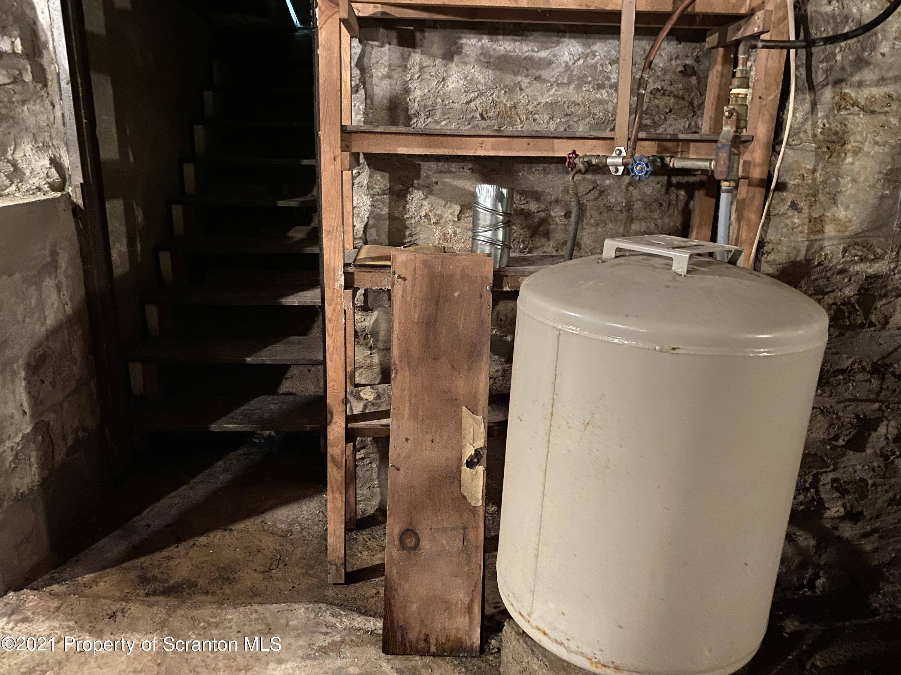 542 Spring Hill Road Moscow, PA 18444 - Photo 24 of 53