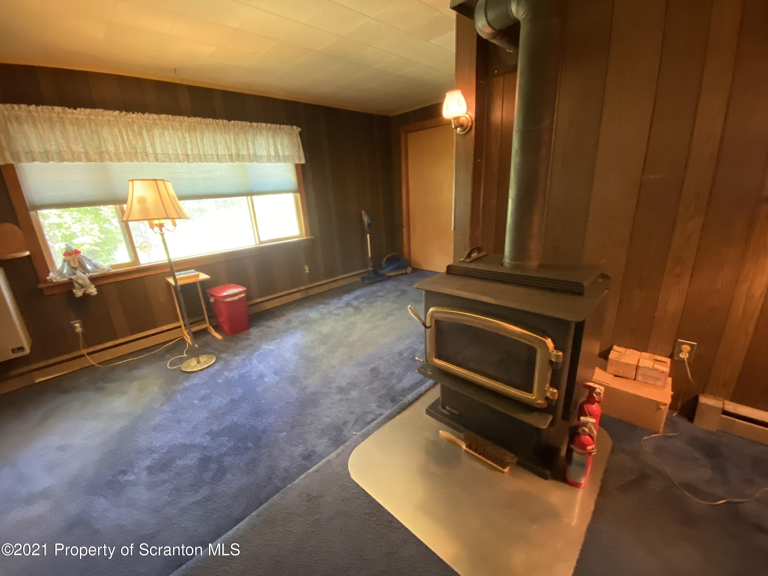 542 Spring Hill Road Moscow, PA 18444 - Photo 7 of 53