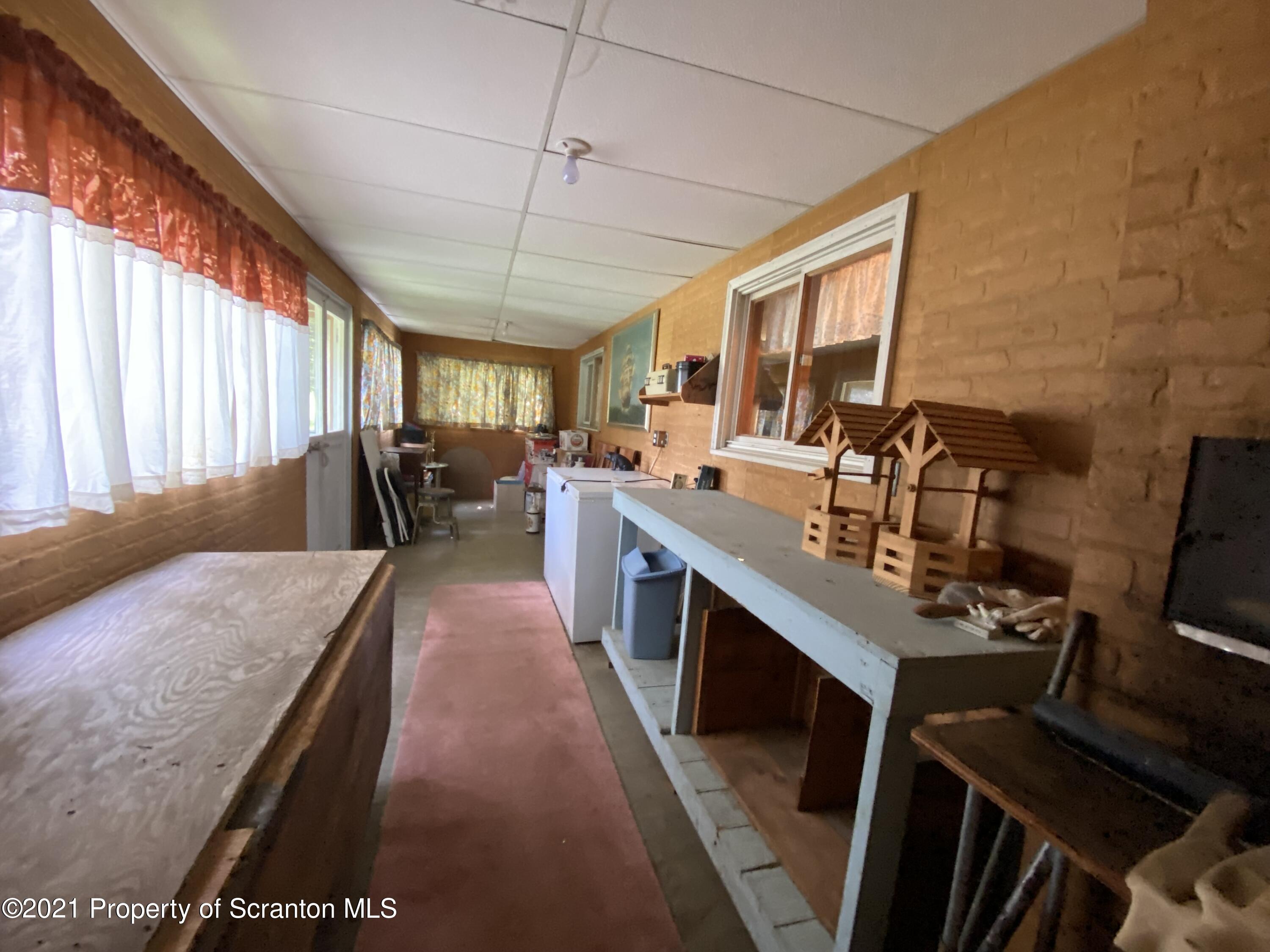 542 Spring Hill Road Moscow, PA 18444 - Photo 9 of 53