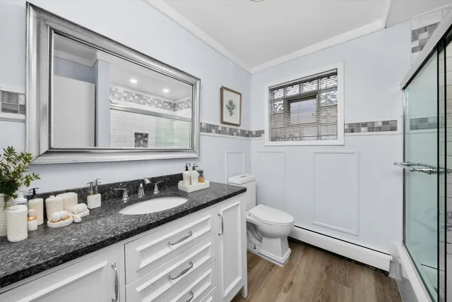 $223,500 | 392 Greenbay Avenue, Calumet City, IL 60409