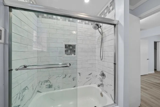 $223,500 | 392 Greenbay Avenue, Calumet City, IL 60409