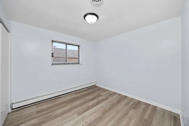 $223,500 | 392 Greenbay Avenue, Calumet City, IL 60409