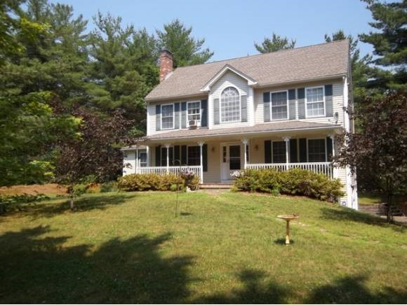 31 Holt Road Epping, NH 03042 - Photo 1 of 1