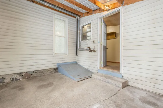 $138,900 | 212 New Street, Goshen, IN 46526