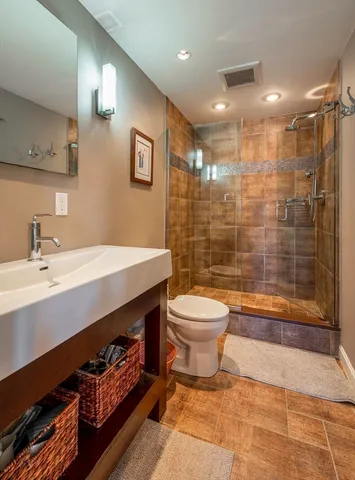 $1,100,000 | 23 Monument Square, Unit 3, Boston, MA 02129