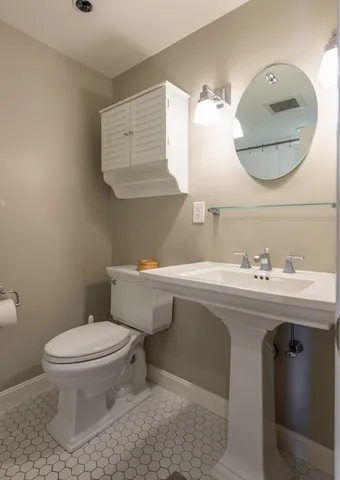 $1,100,000 | 23 Monument Square, Unit 3, Boston, MA 02129