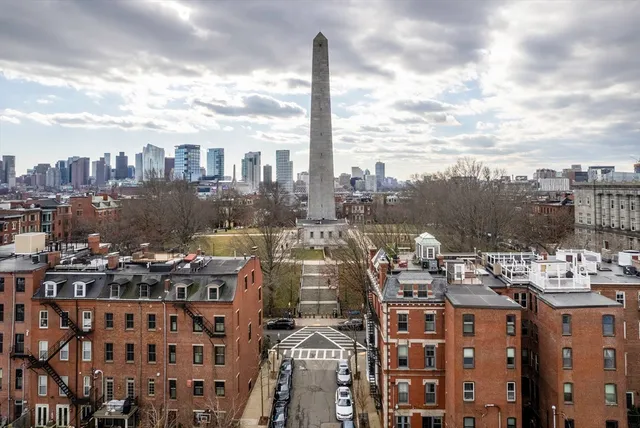 $1,100,000 | 23 Monument Square, Unit 3, Boston, MA 02129