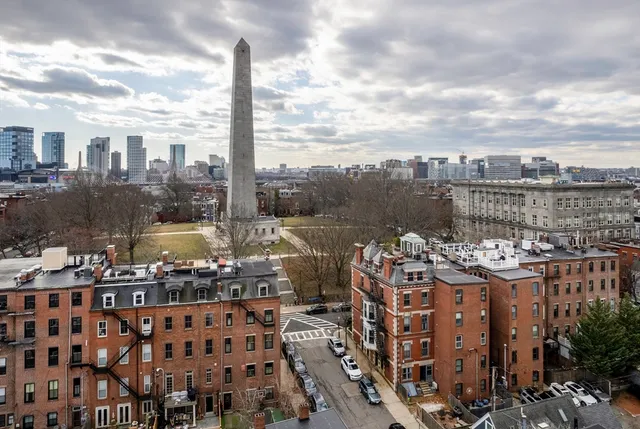 $1,100,000 | 23 Monument Square, Unit 3, Boston, MA 02129
