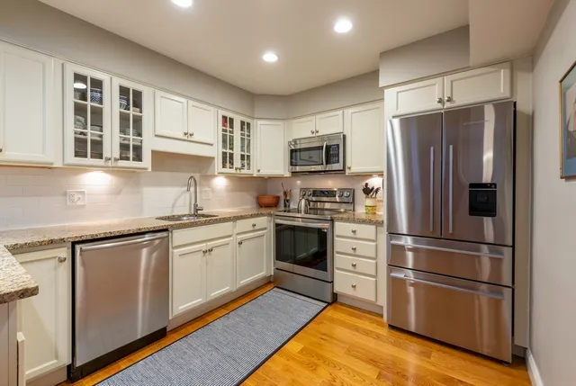 $1,100,000 | 23 Monument Square, Unit 3, Boston, MA 02129