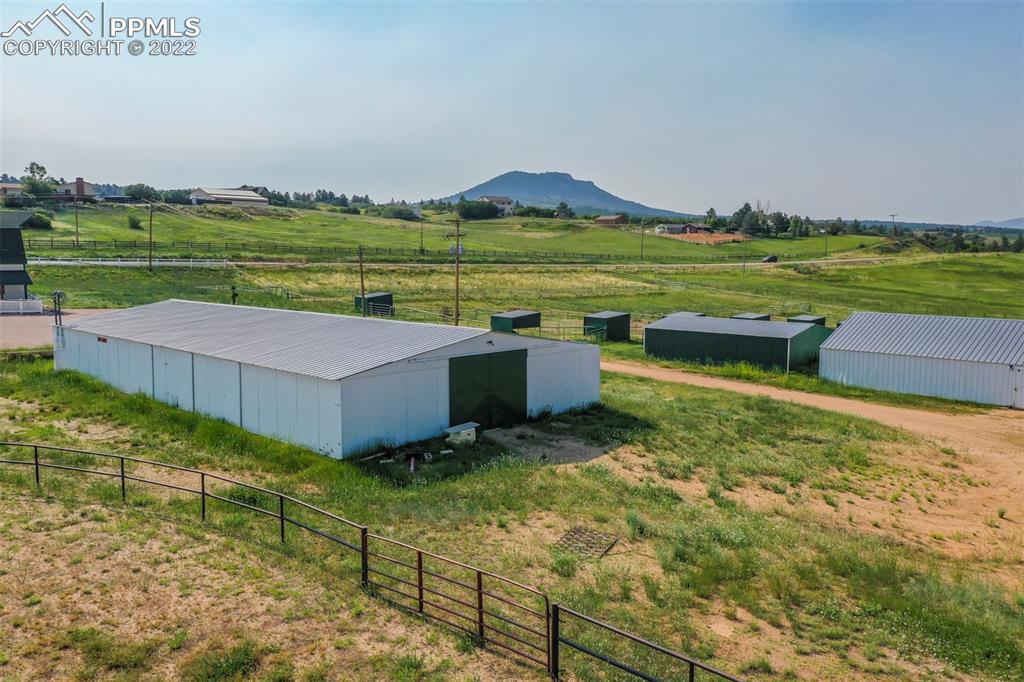 2073 North Perry Park Road Sedalia, CO 80135 - Photo 33 of 40 a view of a garden with an ocean