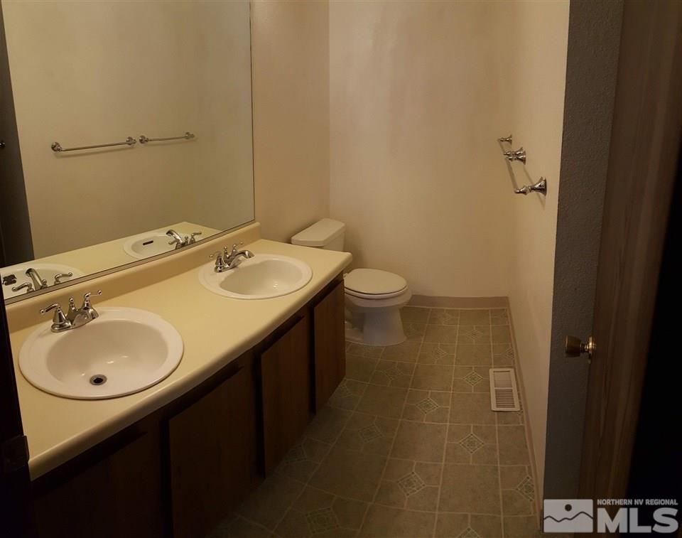 8410 Gipsy Way Reno, NV 89506 - Photo 5 of 10 Photo 5