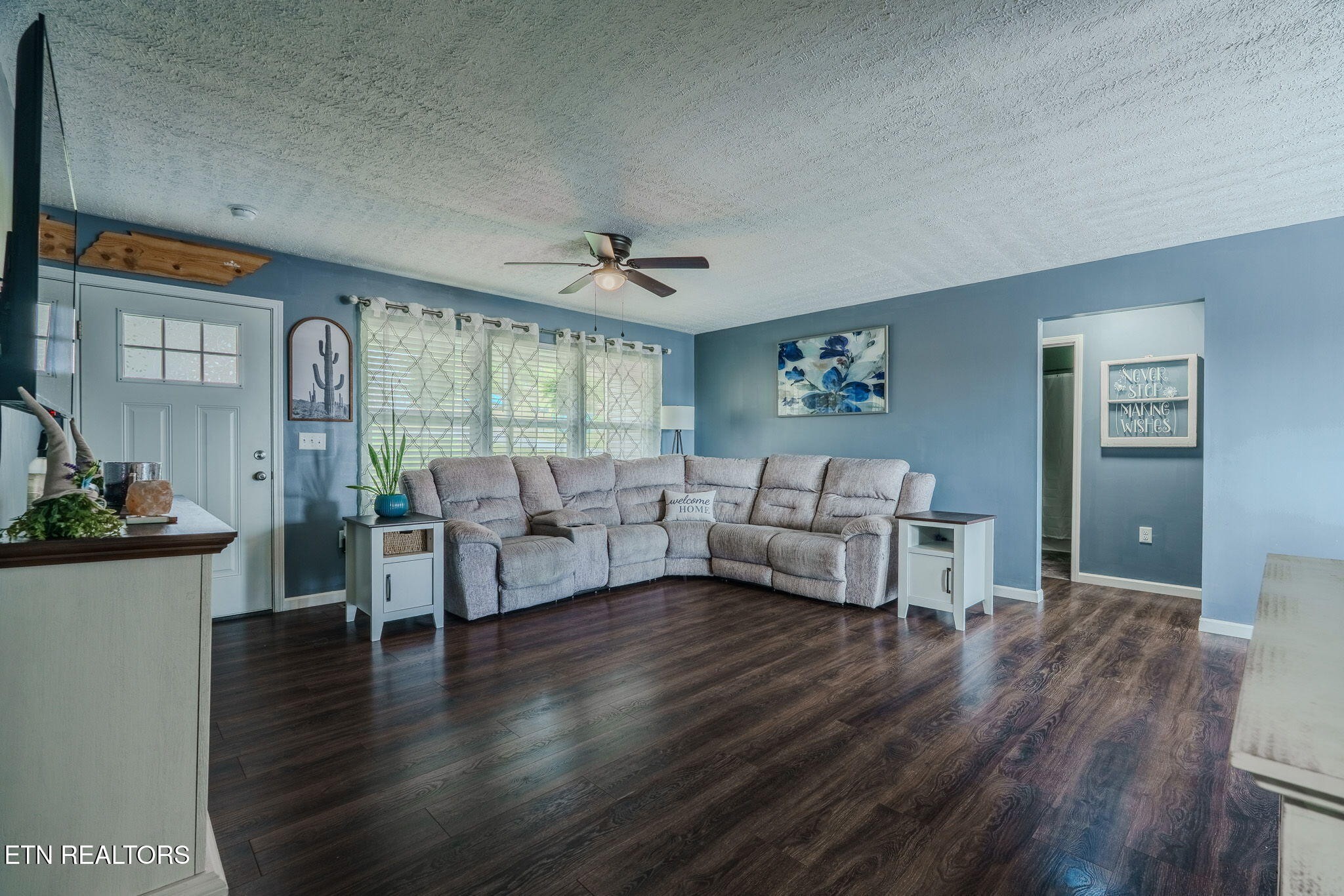 3215 Smith Road White Pine, TN 37890 - Photo 2 of 28 a living room with furniture and a wooden floor