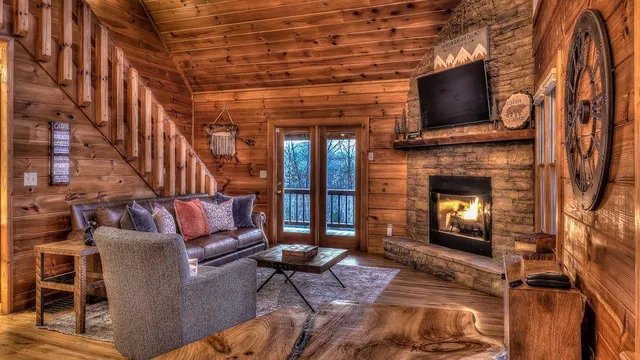 $2,800 | 348 The Forest Has Eyes, Blue Ridge, GA 30513