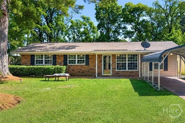 $2,200 | 1621 Cloverdale Drive, Savannah, GA 31415