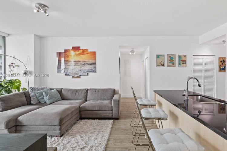 79 Southwest 12th Street, Unit 3110S Miami, FL 33130 - Photo 3 of 47
