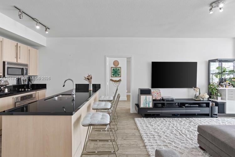 79 Southwest 12th Street, Unit 3110S Miami, FL 33130 - Photo 5 of 47