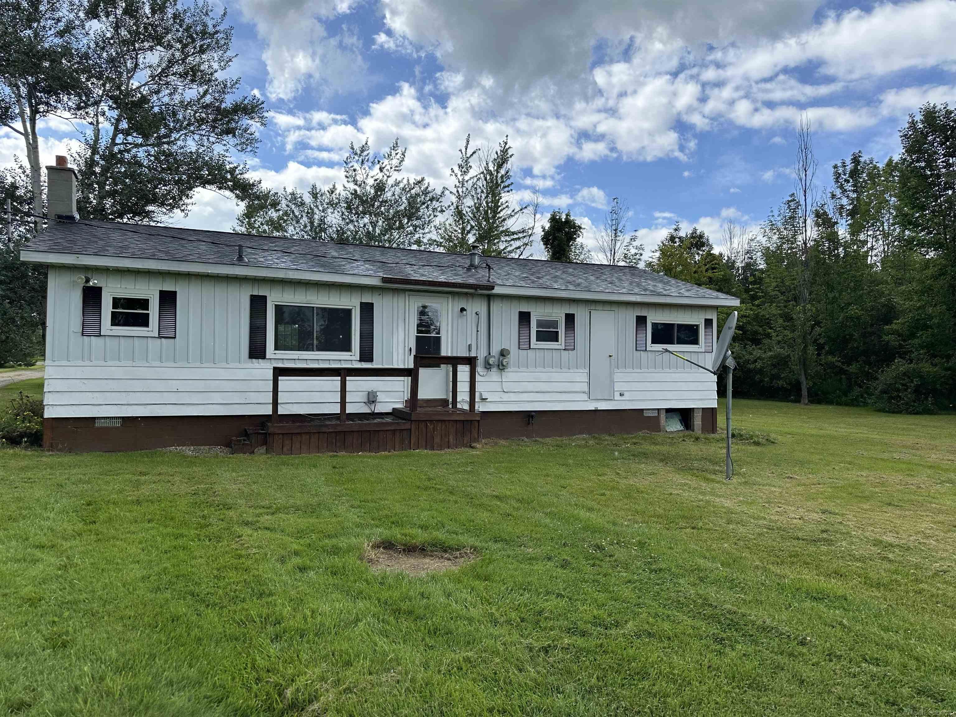 3411 Babcock Road Lexington, MI 48450 - Photo 9 of 36 50152185-5858edb8-7857-43c9-b3cb-8e2a3e3a2ee5.JPG
