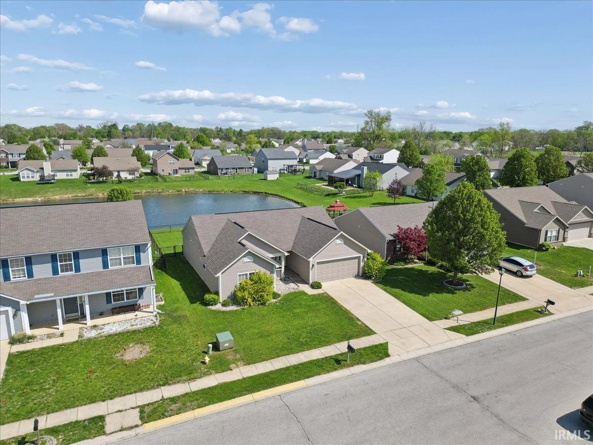 916 Zartman Road Kokomo, IN 46902 - Photo 3 of 36