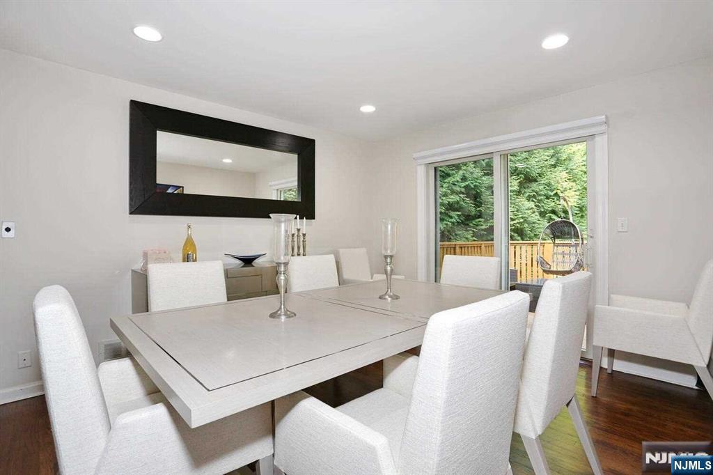 11 Evans Road Cresskill, NJ 07626 - Photo 15 of 31