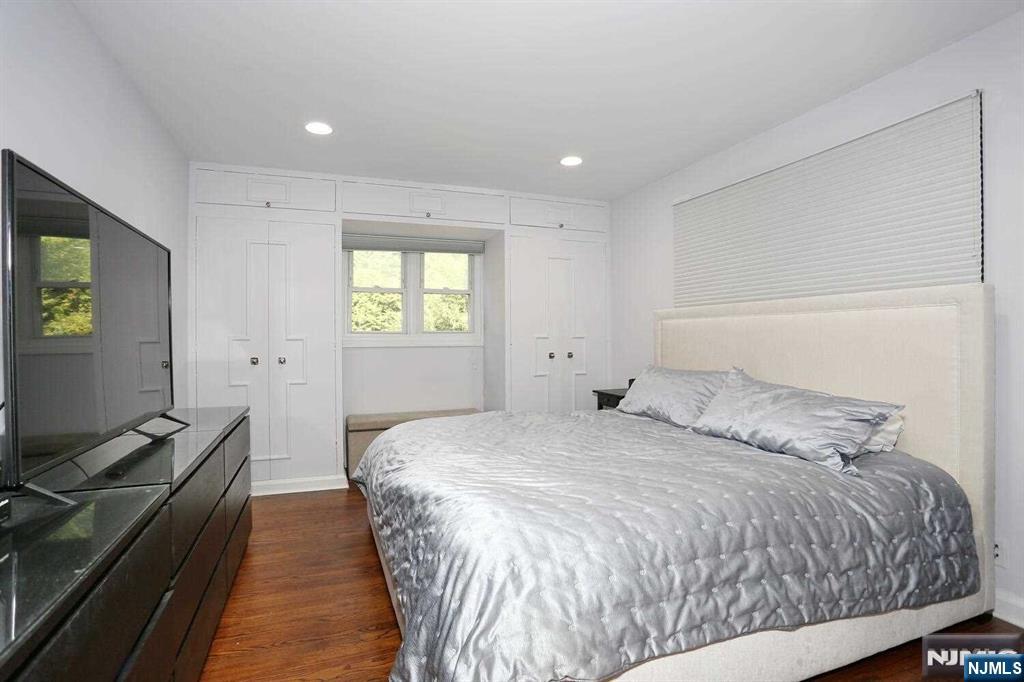 11 Evans Road Cresskill, NJ 07626 - Photo 16 of 31