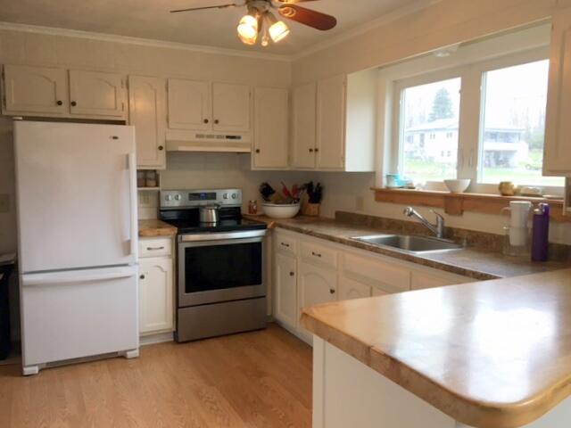 173 Gagnon Road Fairfield, ME 04937 - Photo 2 of 40 KItchen