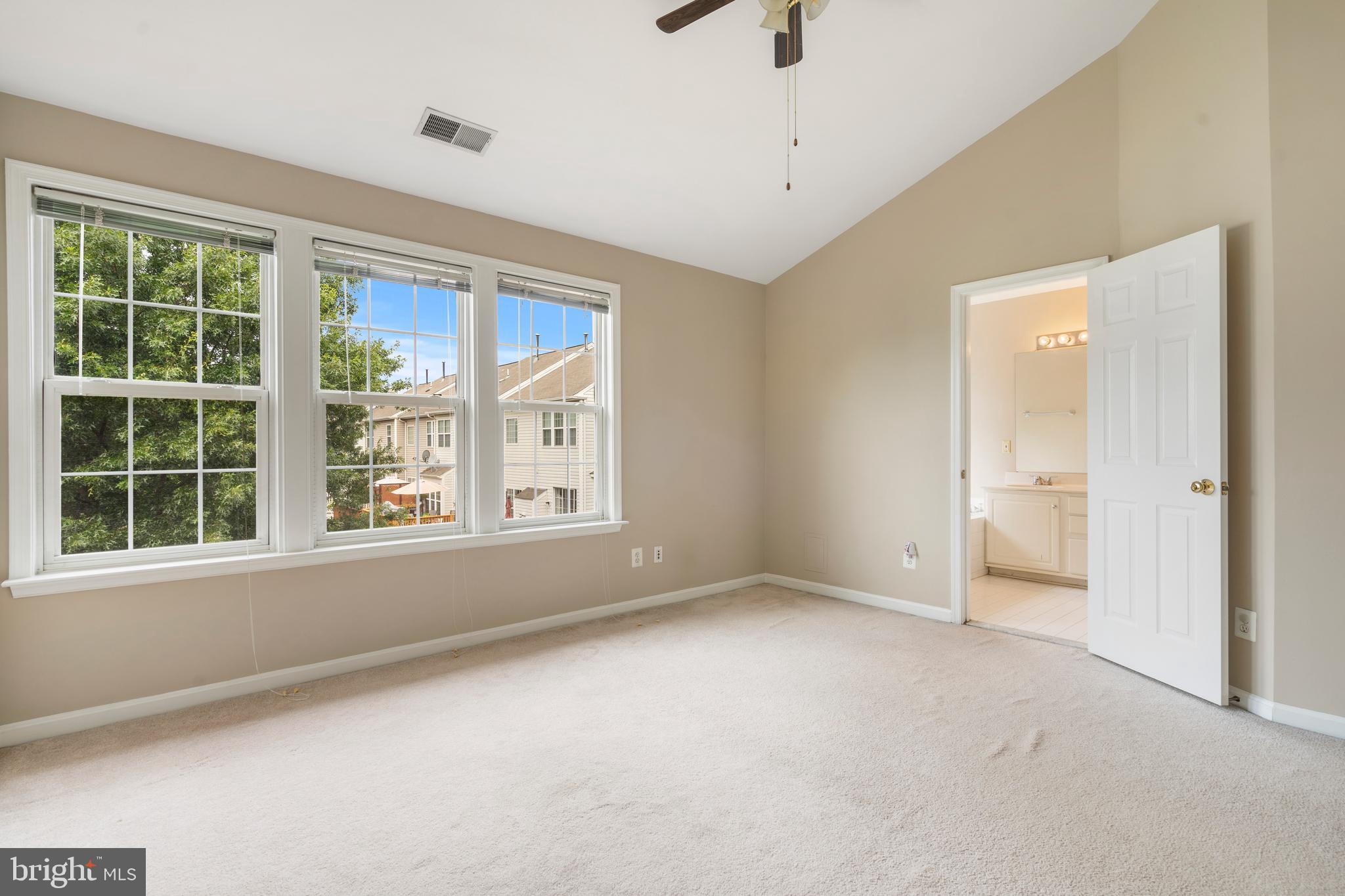 22466 Maison Carree Square Ashburn, VA 20148 - Photo 16 of 42 Master Bedroom
