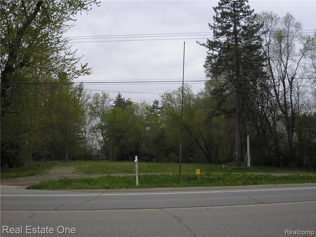 436 South Rochester Road Oakland, MI 48363 - Photo 7 of 26