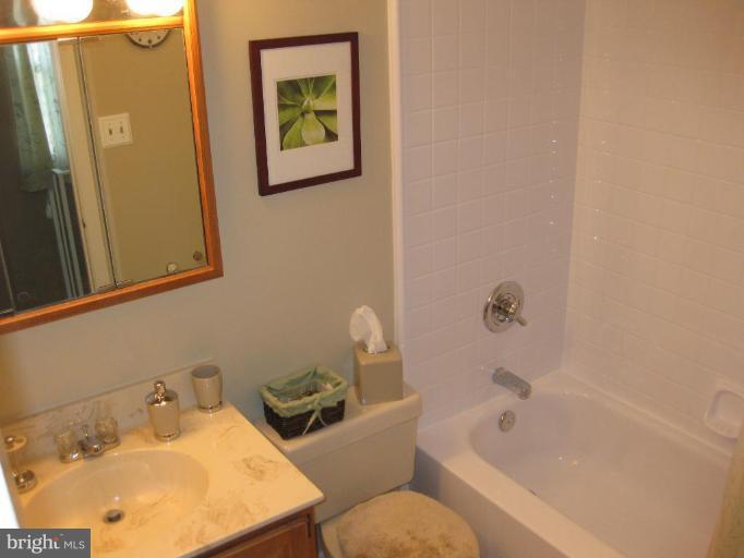 12 Bardia Court Rosedale, MD 21237 - Photo 13 of 21 Bath #1