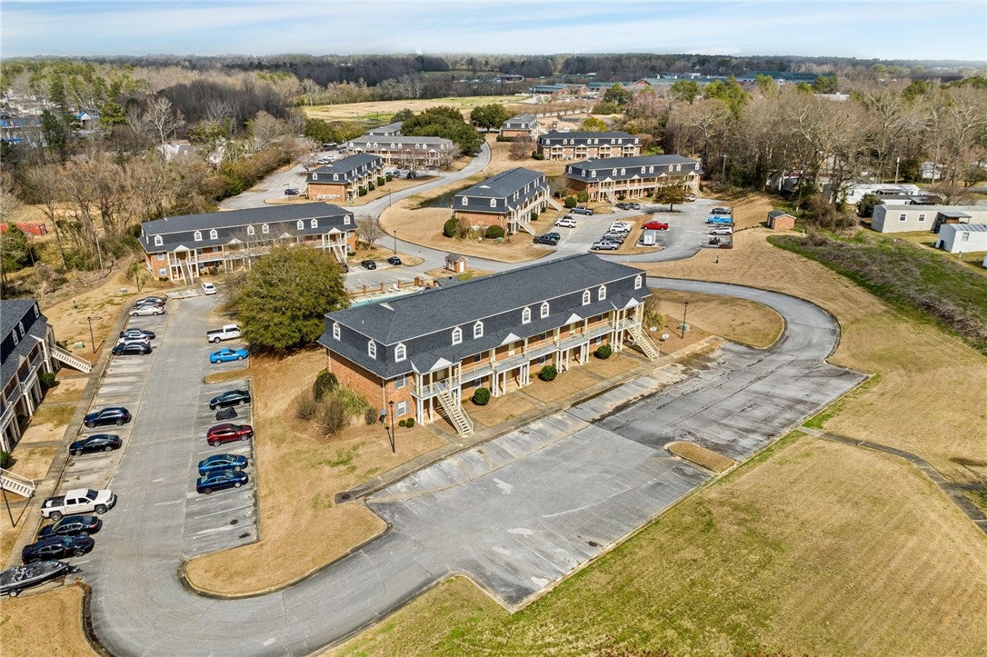 1761 Wire Road, Unit 1011 Auburn, AL 36832 - Photo 2 of 12 Gallery Image 2