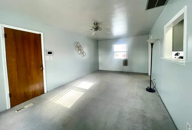 $202,000 | 3209 West Twickingham Drive, Muncie, IN 47304