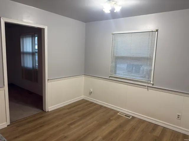 $202,000 | 3209 West Twickingham Drive, Muncie, IN 47304