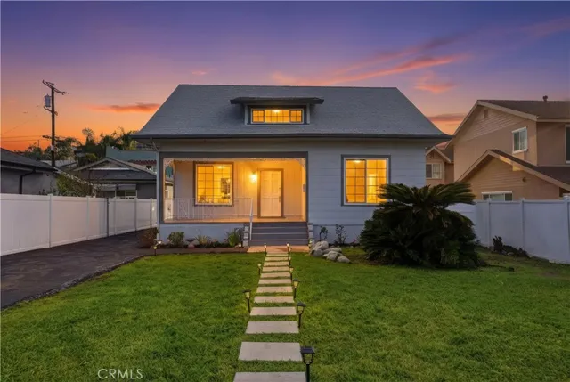 $1,369,000 | 1318 East Garfield Avenue, Glendale, CA 91205