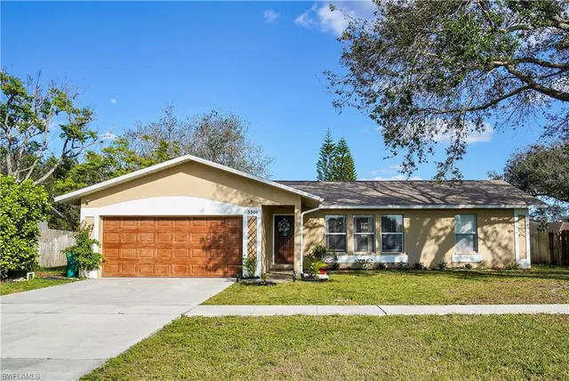 $459,000 | 3300 Valencia Drive, Naples, FL 34120