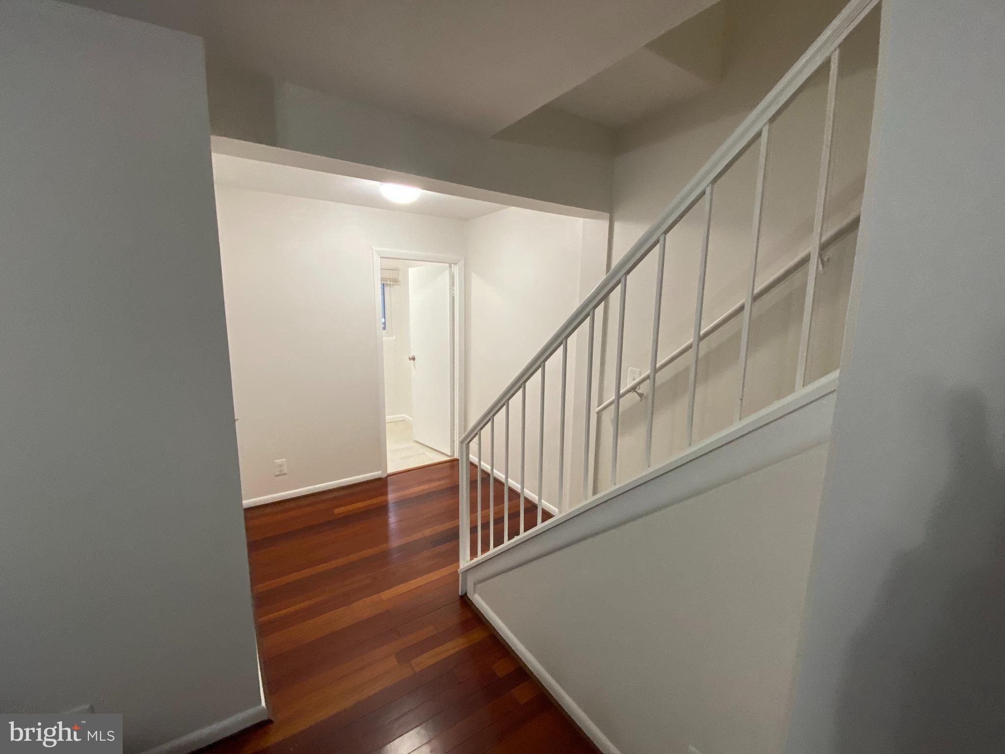 1628 Valencia Way Reston, VA 20190 - Photo 23 of 47