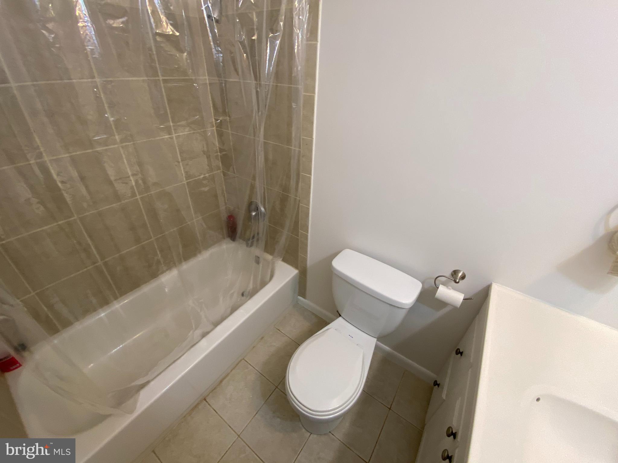 1628 Valencia Way Reston, VA 20190 - Photo 37 of 47 2nd Full Bath