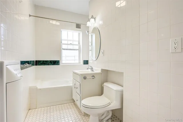 $479,000 | 77-14 113th Street, Unit 4S | Forest Hills