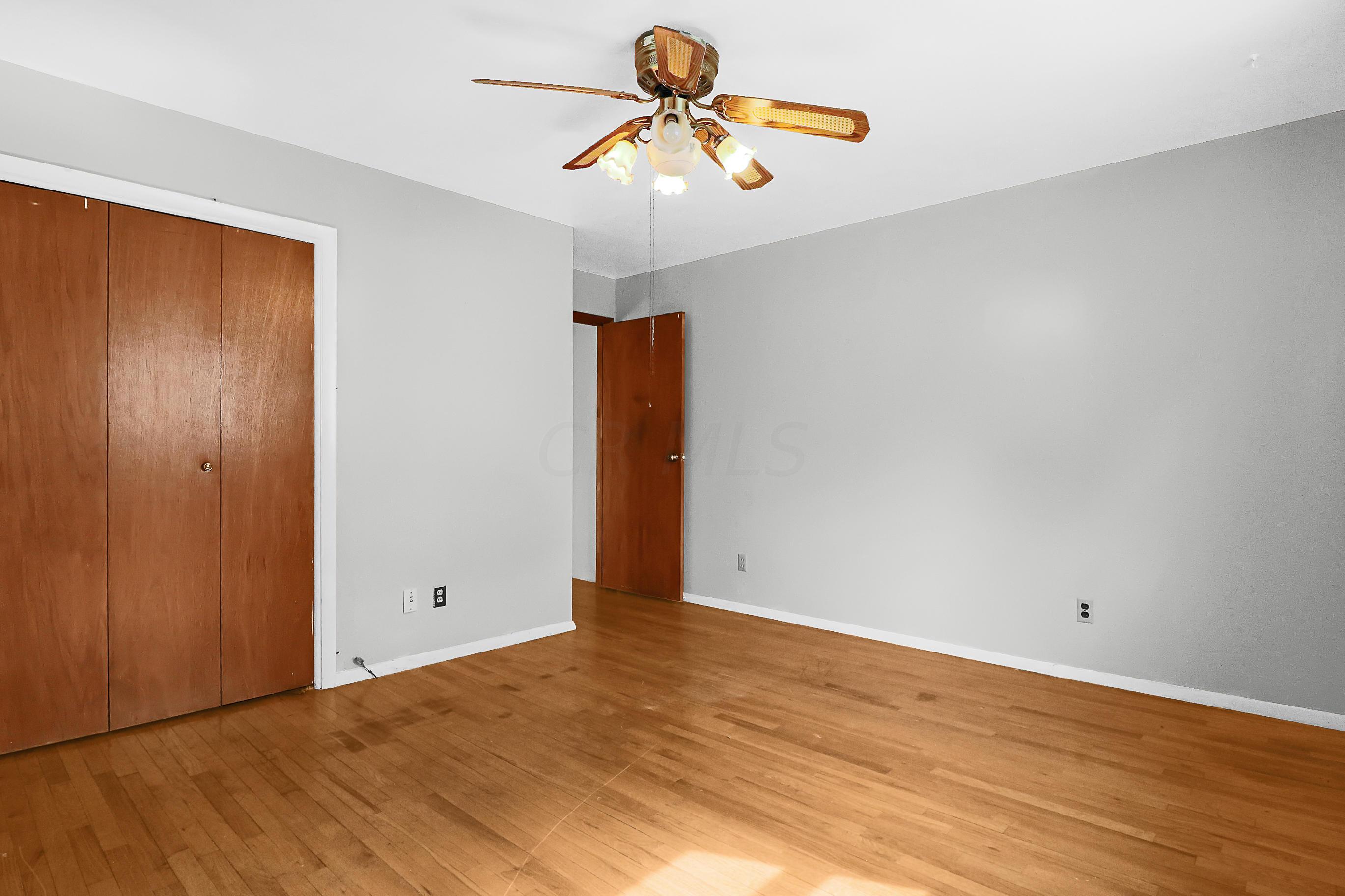 4534 Etna Road Whitehall, OH 43213 - Photo 14 of 32