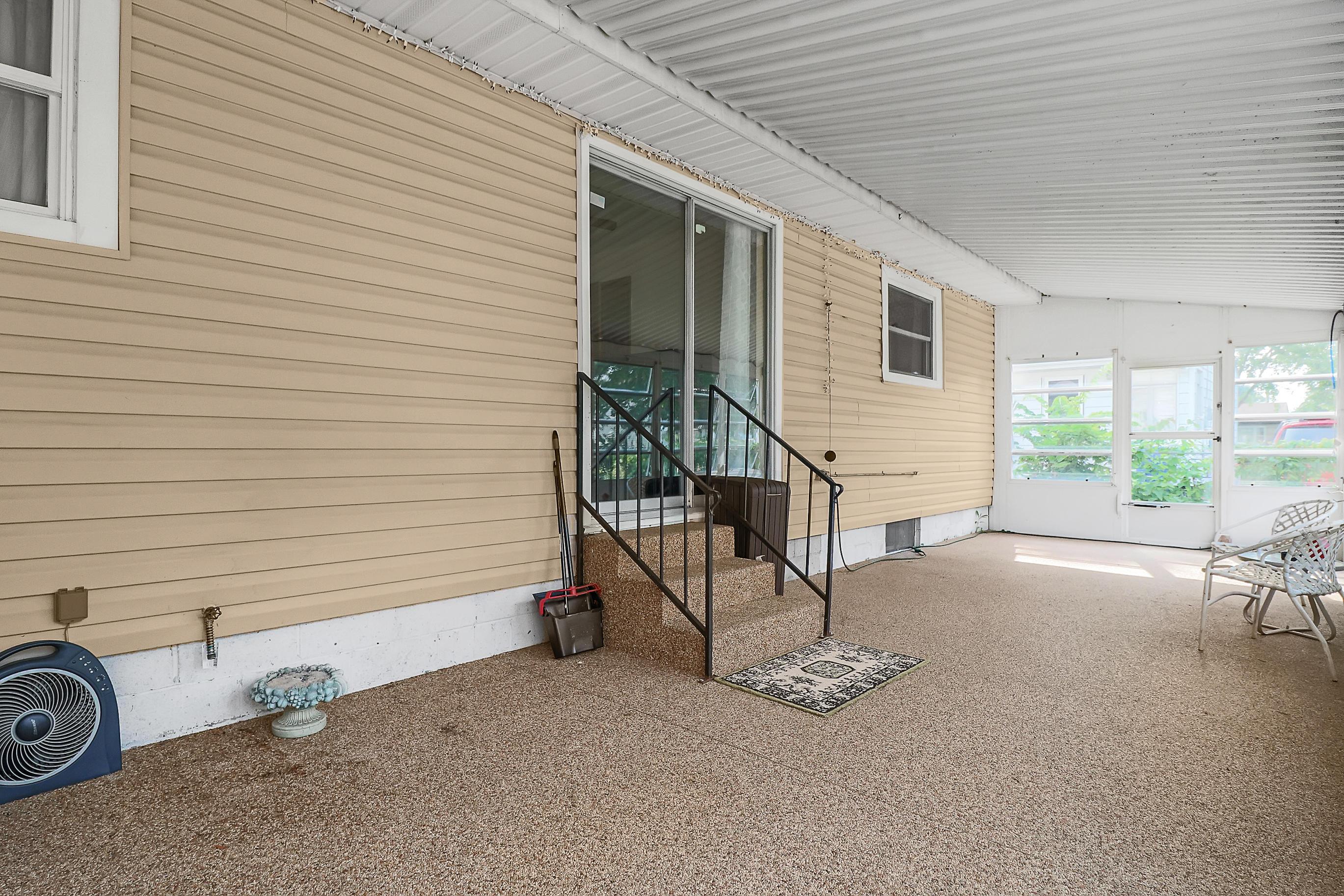 4534 Etna Road Whitehall, OH 43213 - Photo 20 of 32