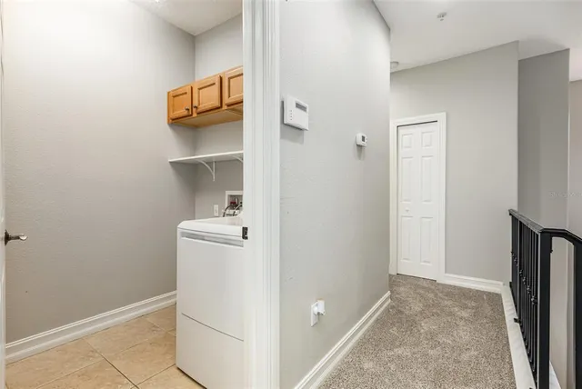 a view of utility room