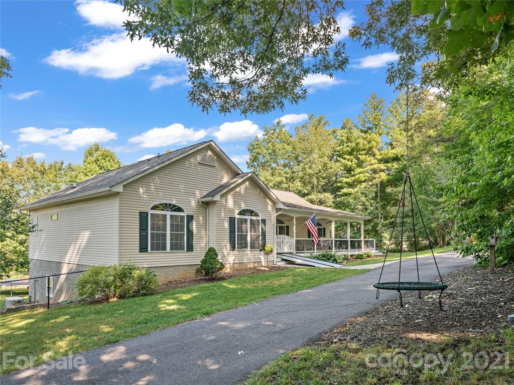 40 Eller Ford Road Weaverville, NC 28787 - Photo 4 of 36 Gallery Image 4