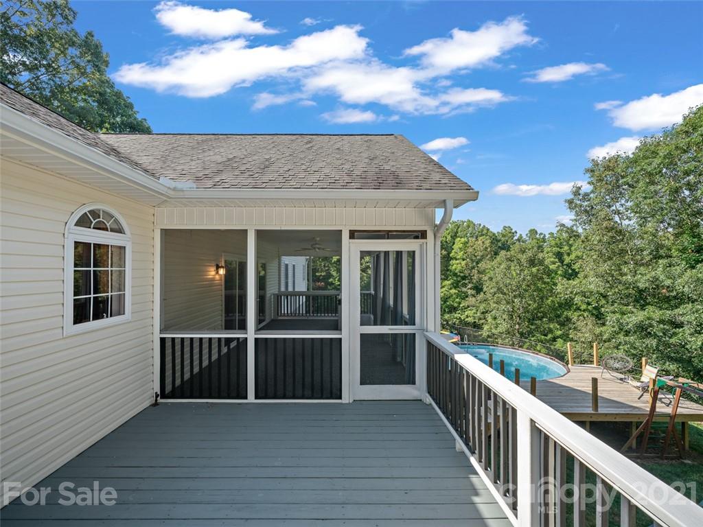40 Eller Ford Road Weaverville, NC 28787 - Photo 8 of 36 Gallery Image 8